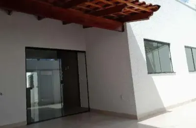 Casa à venda, 3 quartos, 1 suíte, 2 vagas, dona zulmira - uberlândia/mg