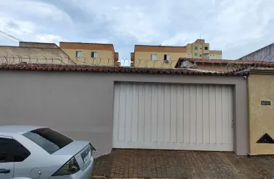 Excelente casa a venda em uma otima localização no jardim finotti em uberlândia