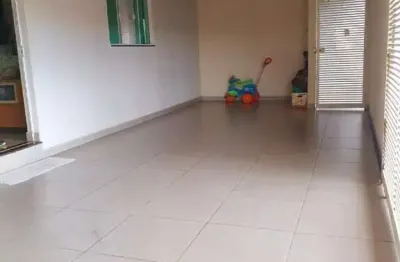 Casa à venda, 3 quartos, 2 suítes, 2 vagas, granada - uberlândia/mg