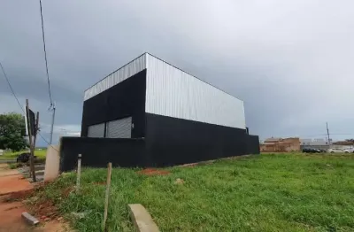 Barracão / Galpão / Depósito à venda na Avenida Serra Bodoquena, Laranjeiras, Uberlândia