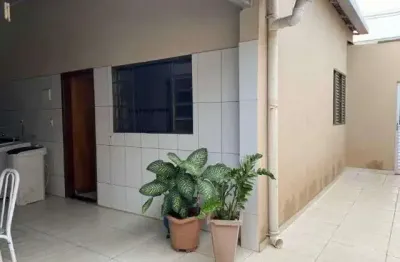 Casa à venda, 5 quartos, 1 suíte, 5 vagas, luizote de freitas - uberlândia/mg