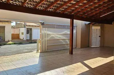 Casa à venda, 3 quartos, 1 suíte, 3 vagas, sao jorge - uberlândia/mg