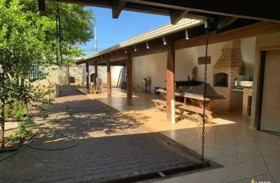 Casa à venda, 2 quartos, 2 suítes, 4 vagas, cidade jardim - uberlândia/mg