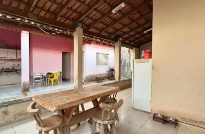 Casa à venda, 3 quartos, 1 suíte, 3 vagas, planalto - uberlândia/mg