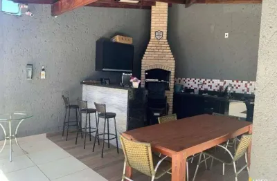 Casa à venda, 3 quartos, 2 suítes, maracana - uberlândia/mg