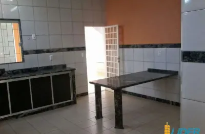 Casa à venda, 4 quartos, 3 vagas, planalto - uberlândia/mg