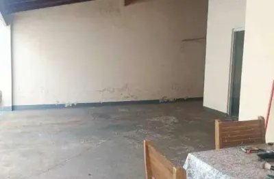 Casa à venda, 2 quartos, 1 vaga, jardim europa - uberlândia/mg