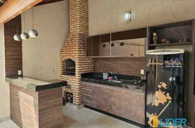 Casa à venda, 3 quartos, 2 suítes, 2 vagas, alto umuarama - uberlândia/mg