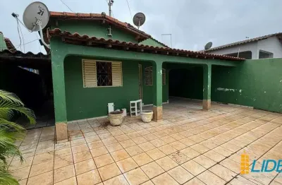 Casa à venda, 3 quartos, 2 vagas, pampulha - uberlândia/mg