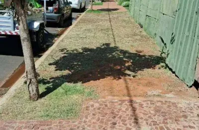 Terreno à venda na Avenida Victor Alves Pereira, Novo Mundo, Uberlândia