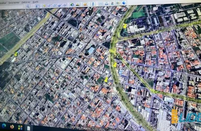 Terreno à venda na Avenida João Naves de Ávila, Saraiva, Uberlândia