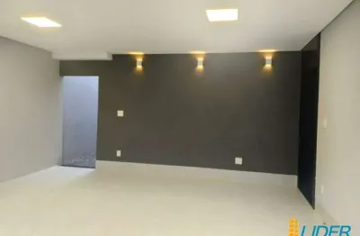 Casa à venda, 3 quartos, 1 suíte, 2 vagas, laranjeiras - uberlândia/mg