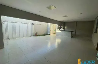 Casa à venda, 3 quartos, 1 suíte, 3 vagas, alto umuarama - uberlândia/mg