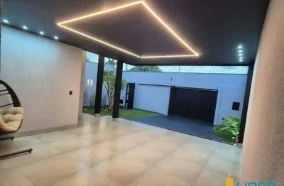 Casa à venda, 3 quartos, 3 suítes, 4 vagas, jardim botanico - uberlândia/mg