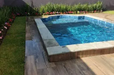 Casa em condomínio fechado com 4 quartos para alugar na Rua Lapa do Lobo, Granja Marileusa, Uberlândia