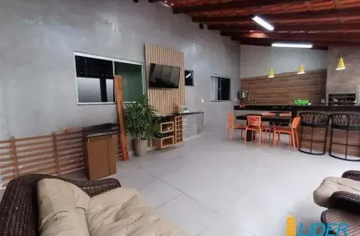 Casa à venda, 6 quartos, 1 suíte, 3 vagas, jardim ipanema - uberlândia/mg