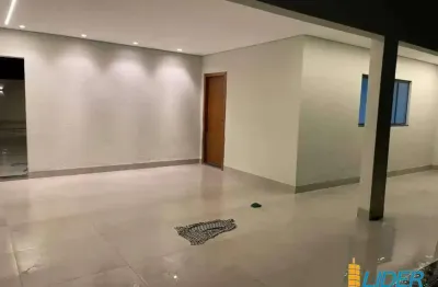 Casa à venda, 3 quartos, 2 suítes, 2 vagas, cidade jardim - uberlândia/mg