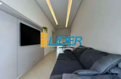 Casa à venda, 3 quartos, 1 suíte, 3 vagas, shopping park - uberlândia/mg