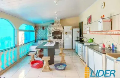 Casa à venda, 3 quartos, 1 suíte, 2 vagas, jardim das palmeiras - uberlândia/mg