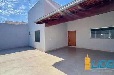 Casa à venda, 3 quartos, 3 suítes, 4 vagas, santa mônica - uberlândia/mg