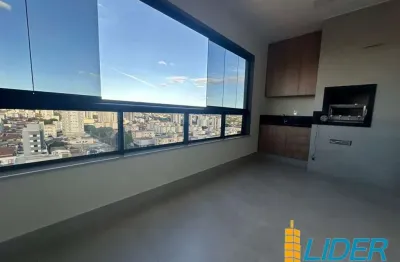 Lindo apartamento com 116m2 de área privativa e todo montado de armários planejados à venda em localização nobre no bairro santa monica