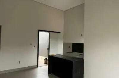 Casa com 2 quartos à venda na Rua Cobertura, Laranjeiras, Uberlândia