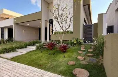 Belíssima casa nova térrea com 215m2 de construção em terreno de 360m2 à venda em condomínio fechado no bairro jardim botânico