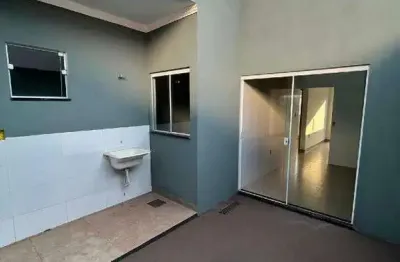 Ótima casa nova com 45,00m2 de construção em terreno de 88,00m2 à venda no bairro laranjeiras (gsp life).