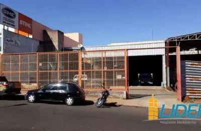 Barracão / Galpão / Depósito à venda na Avenida Vasconcelos Costa, Osvaldo Rezende, Uberlândia