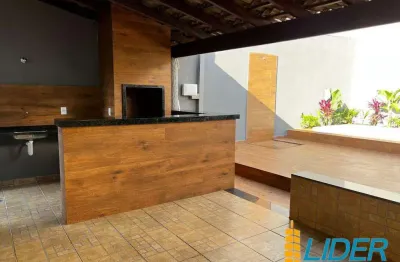 Casa com 3 quartos e suíte em jardim brasília, uberlândia – 170 m² internos, 250 m² de terreno | r$ 570.000,00
