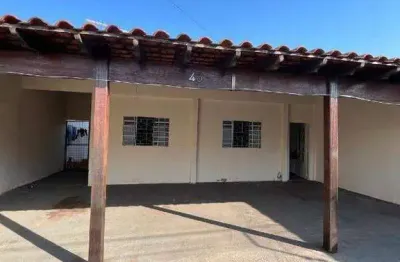 Casa com 3 quartos em uberlândia - bairro brasil, 70 m²
