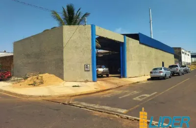Barracão / Galpão / Depósito à venda na Rua Gumercindo Silva, Esq. Com Teresina, Minas Gerais, Uberlândia