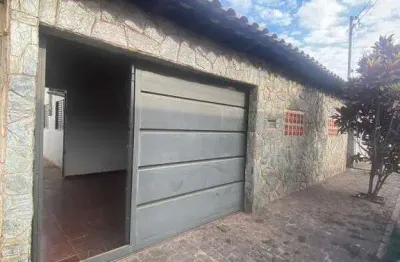 Excelente casa térrea com 157.39m2 de construção em terreno de 250,00m2 à venda no bairro morumbi