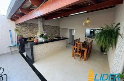 Casa à venda, 4 quartos, 1 suíte, 2 vagas, taiaman - uberlândia/mg