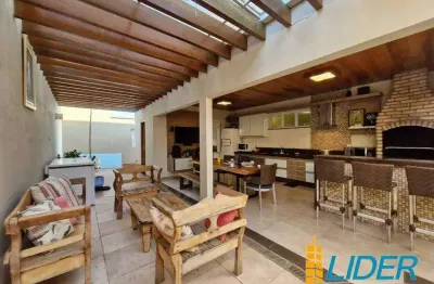 Casa à venda, 4 quartos, 4 suítes, 3 vagas, jardim inconfidencia - uberlândia/mg