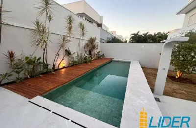 Casa em condomínio à venda, 3 quartos, 3 suítes, 2 vagas, laranjeiras - uberlândia/mg