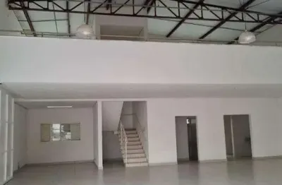 Excelente barracão comercial com 277m2 de construção em terreno de 308m2 à venda em localização privilegiada no bairro alto umuarama