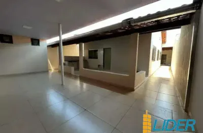Casa à venda, 5 quartos, 1 suíte, 2 vagas, tocantins - uberlândia/mg