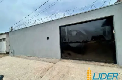 Casa à venda, 2 quartos, 1 suíte, 3 vagas, sao jorge - uberlândia/mg