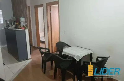 Apartamento com 2 quartos para alugar na Rua Carmo Gifoni, Martins, Uberlândia