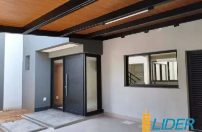 Casa à venda na Rua das Violetas, Cidade Jardim, Uberlândia