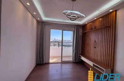 Apartamento com 2 quartos para alugar na Rua Carmo Gifoni, Martins, Uberlândia