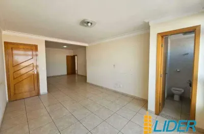 Apartamento à venda, 3 quartos, 1 suíte, 2 vagas, Brasil - Uberlândia/MG