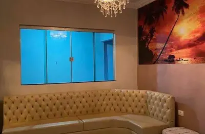 Casa com 4 quartos para alugar na Rua Oliveira Lima, Pampulha, Uberlândia