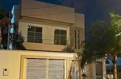 Casa com 3 quartos à venda na Rua Los Angeles, Novo Mundo, Uberlândia