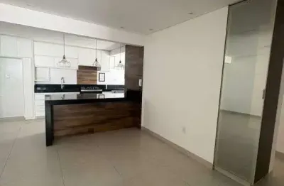 Apartamento com 3 quartos para alugar na Rua Nordau Gonçalves Melo, Santa Mônica, Uberlândia