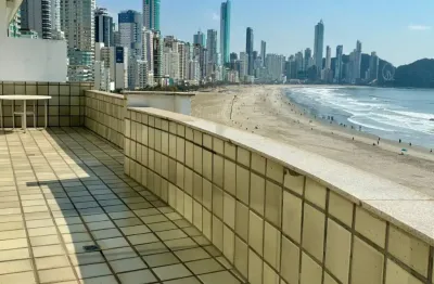 Apartamento com 3 quartos à venda na Avenida Atlântica, 2070, Centro, Balneário Camboriú