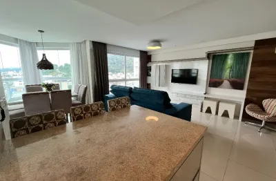 Apartamento finamente mobiliado no coração de balneário camboriú