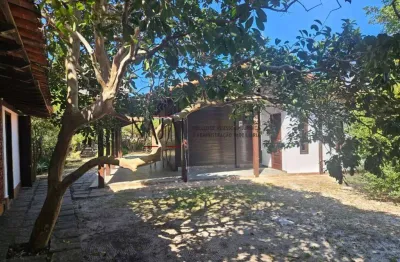 Vendo excelente casa 03 qtos 02 suites 01 vaga-caminho de búzios-rj.