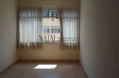 Vendo excelente quarto e sala com dependência-rua das laranjeiras-rj.
